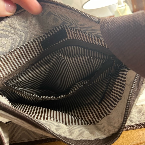 THIRTY ONE Retro Metro Crossbody Purse Grey Geo - Picture 4 of 4